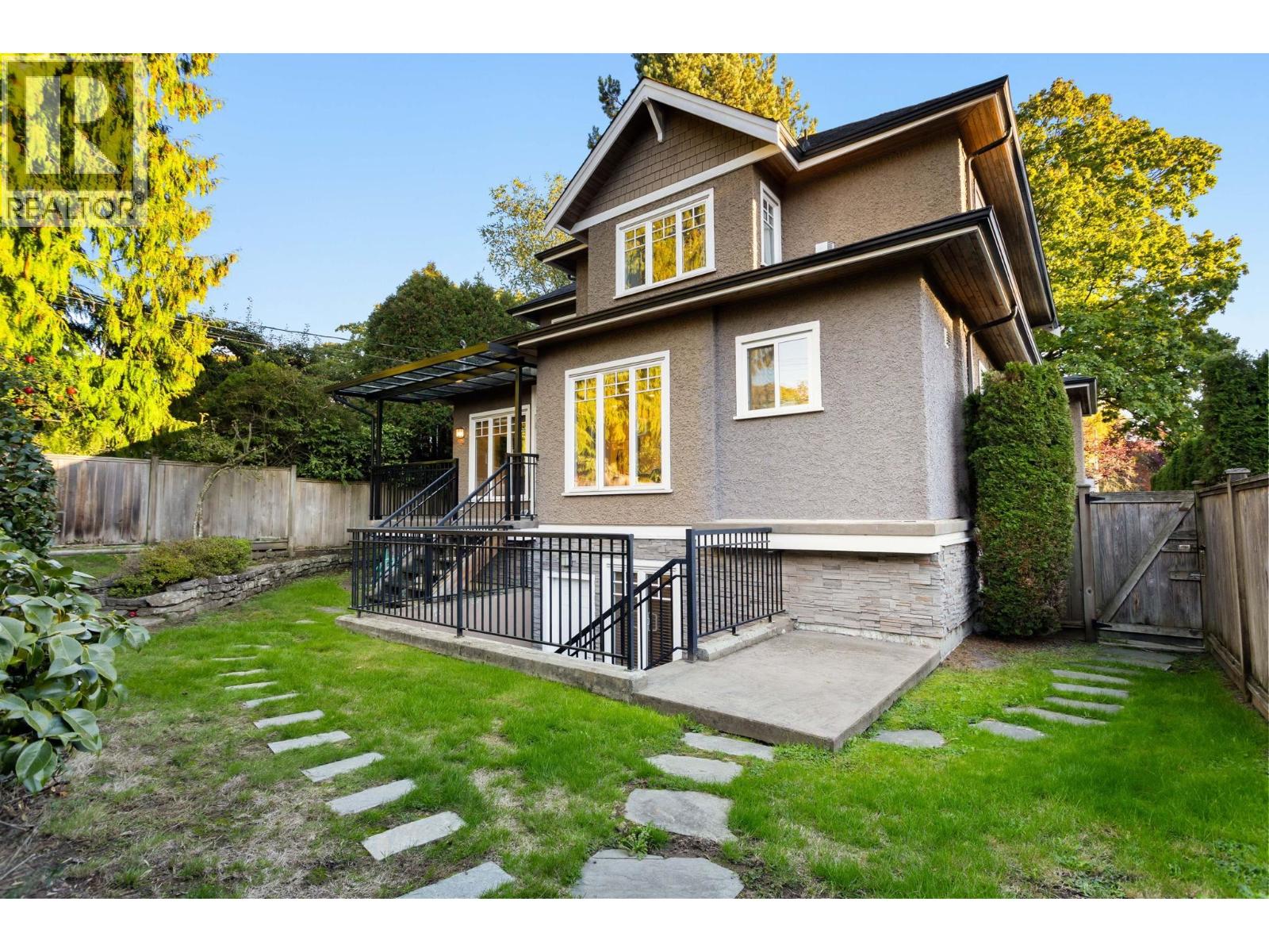 3895 W 23RD AVENUE, Vancouver