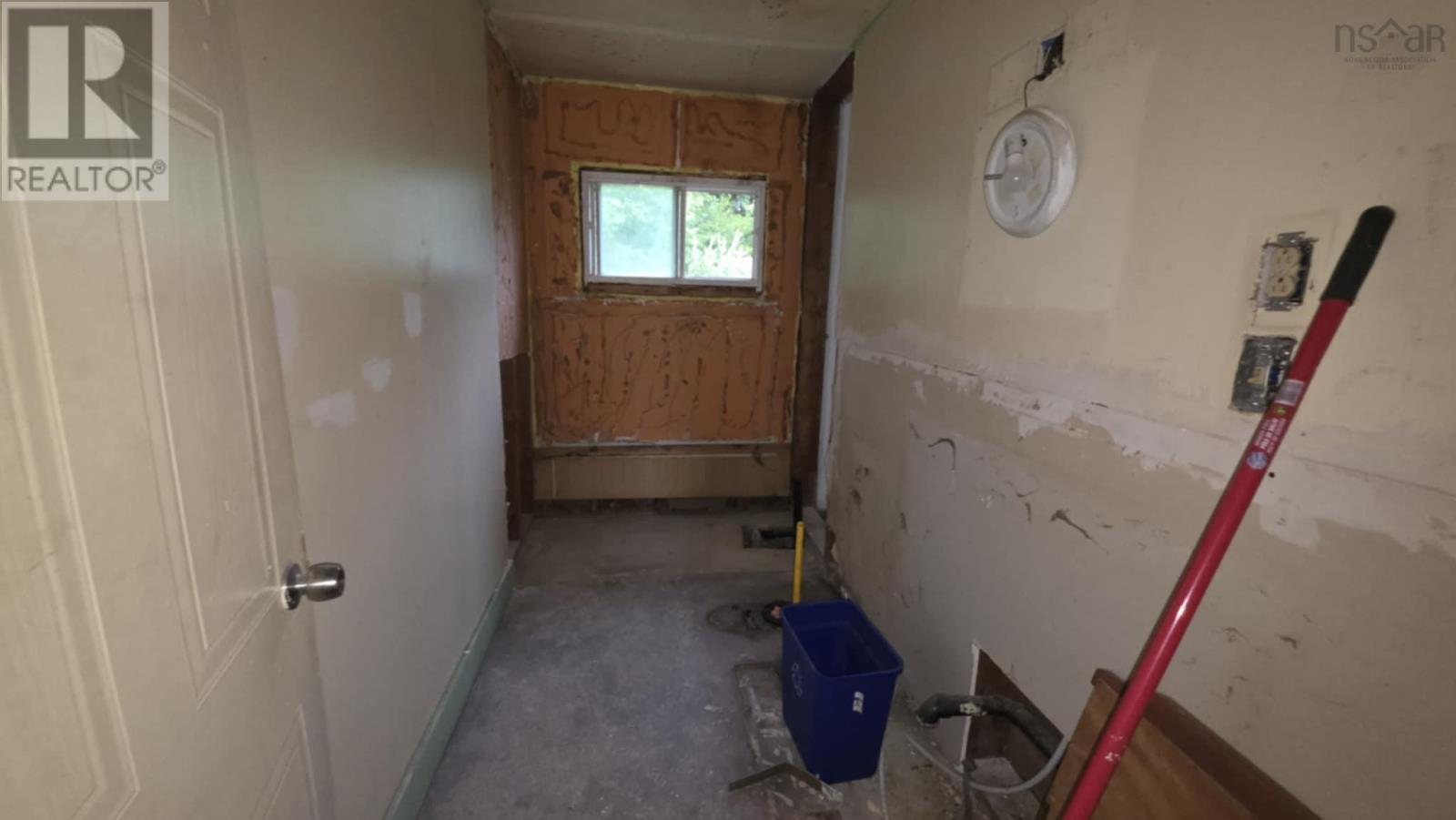 Property 7 of 16 of 5755 West Dalhousie Road