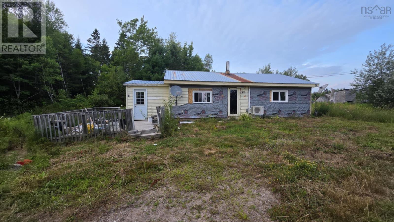 Property 2 of 16 of 5755 West Dalhousie Road