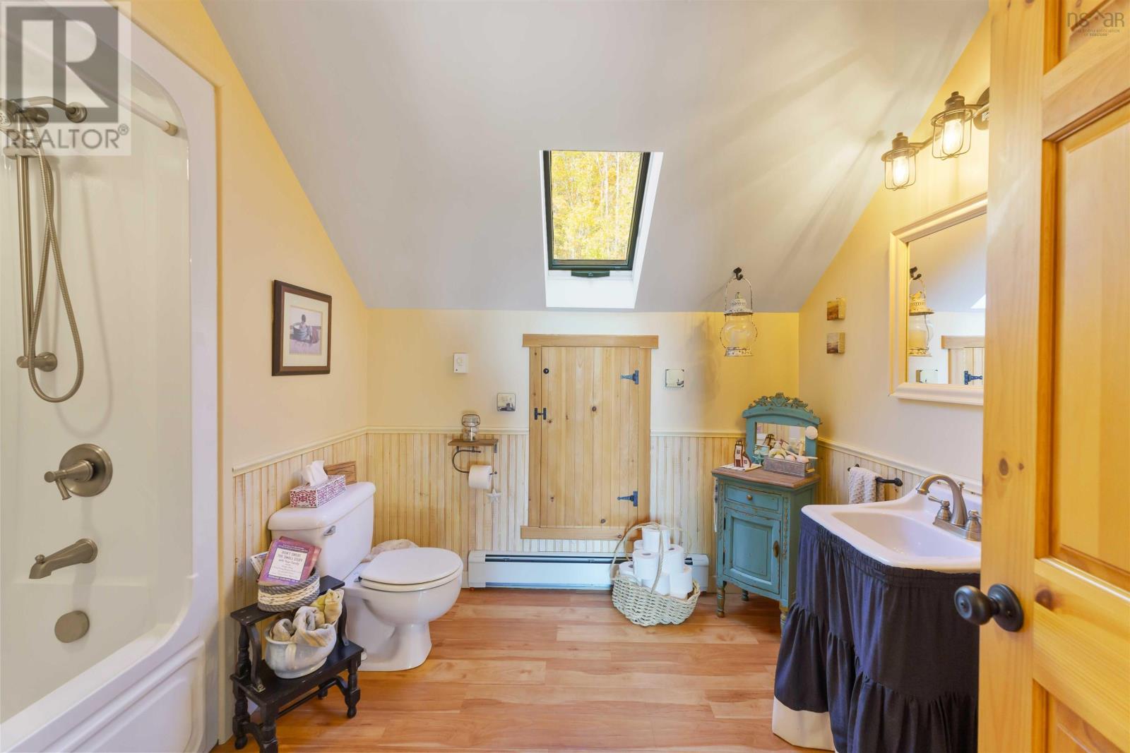 Property 26 of 50 of 325 Thorpe Road