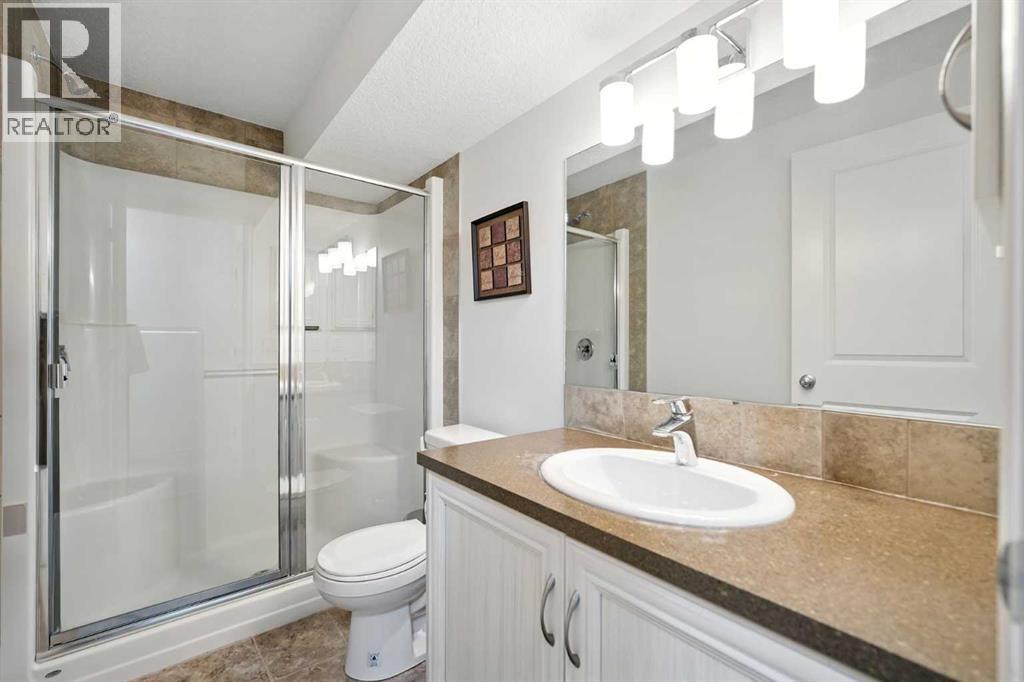 Single Family House for Sale in  Evansglen Mews NW Evanston Calgary 