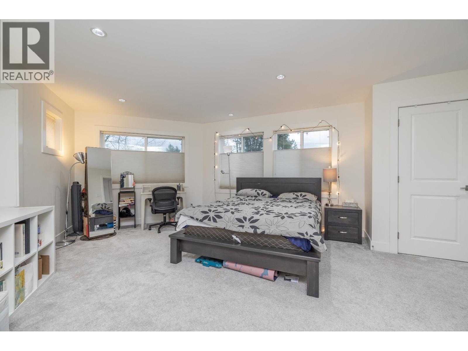 1025 RANCH PARK WAY, Coquitlam