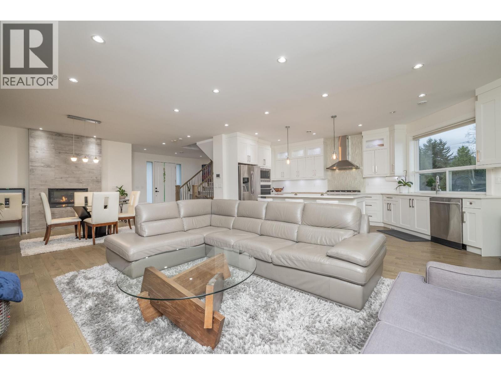 1025 RANCH PARK WAY, Coquitlam