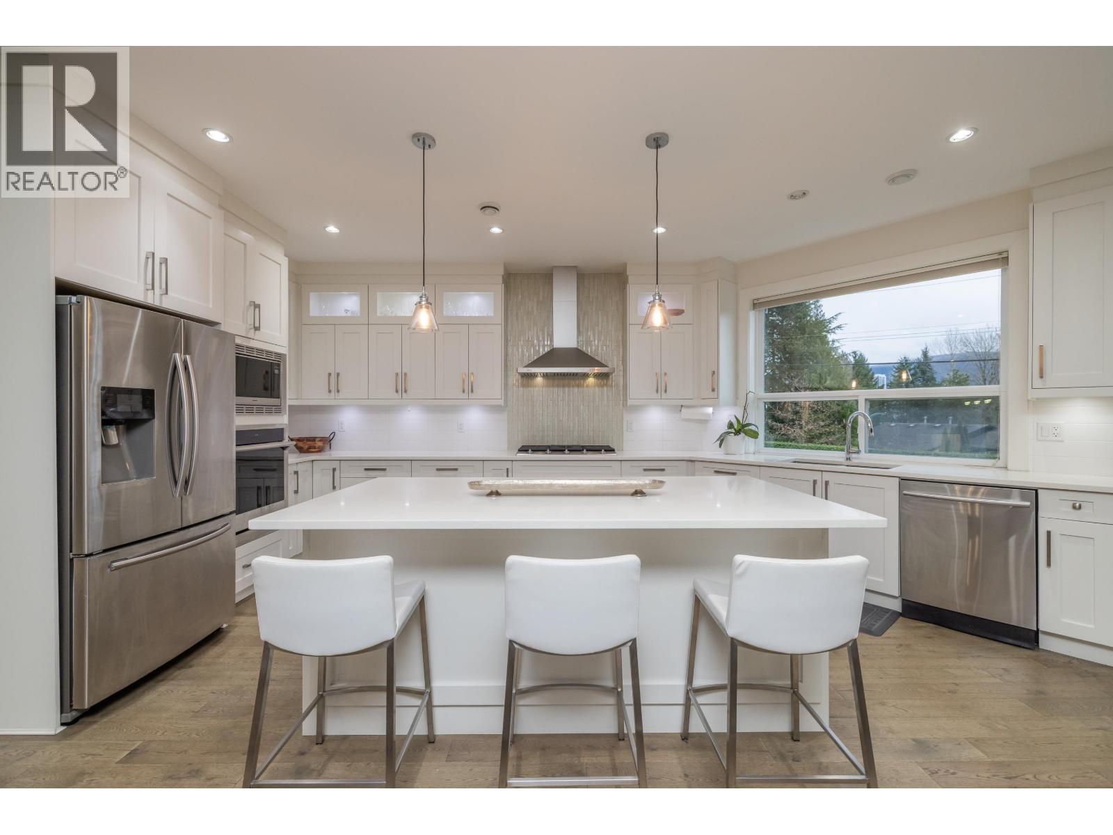 1025 RANCH PARK WAY, Coquitlam