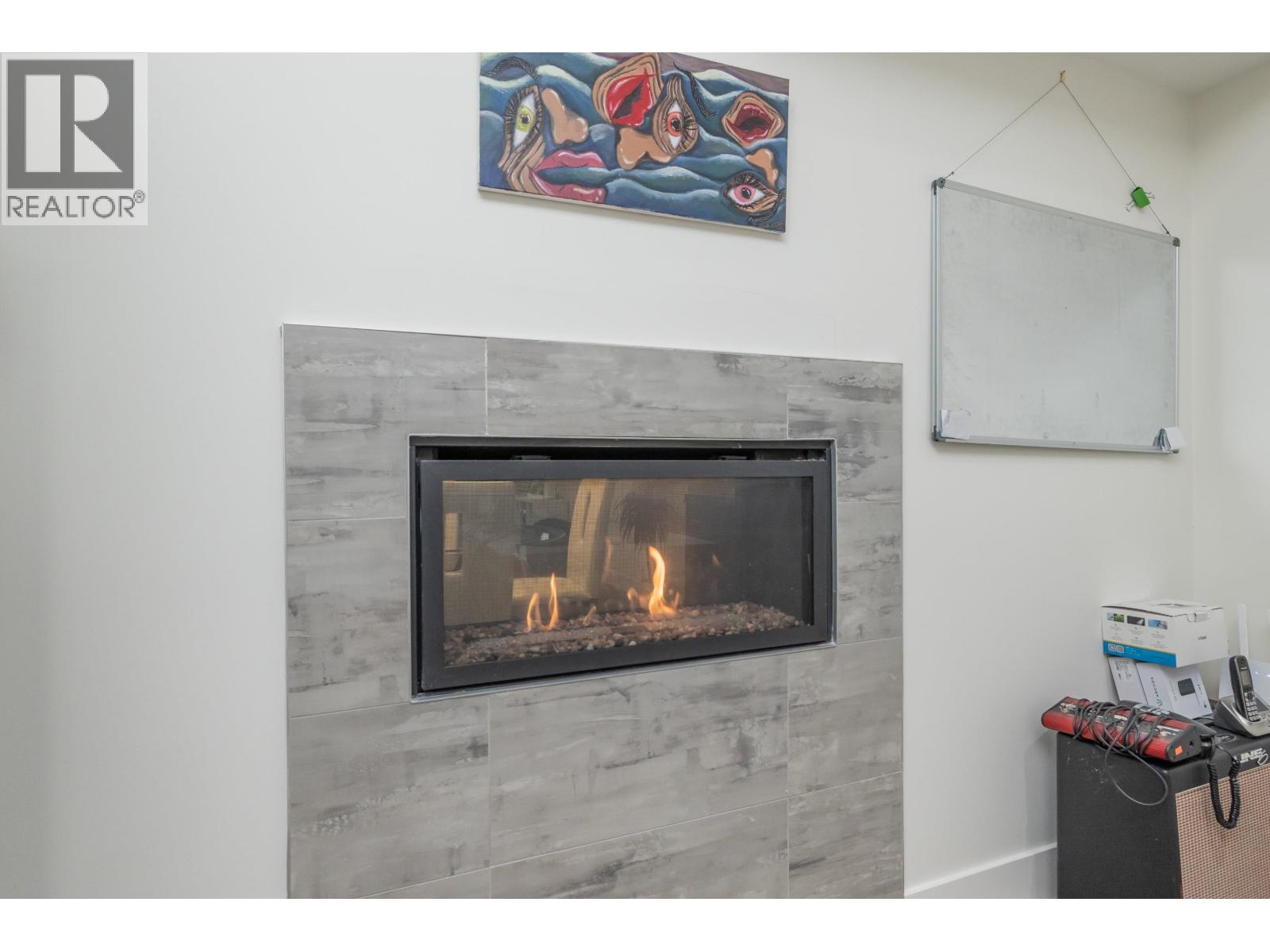 1025 RANCH PARK WAY, Coquitlam