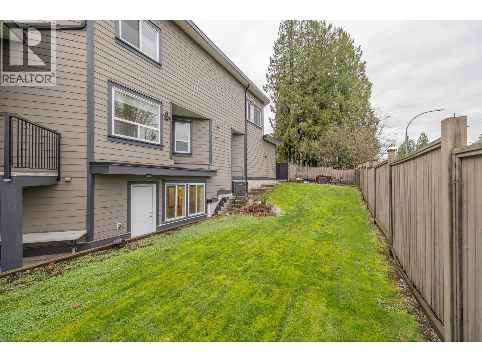 1025 RANCH PARK WAY, Coquitlam