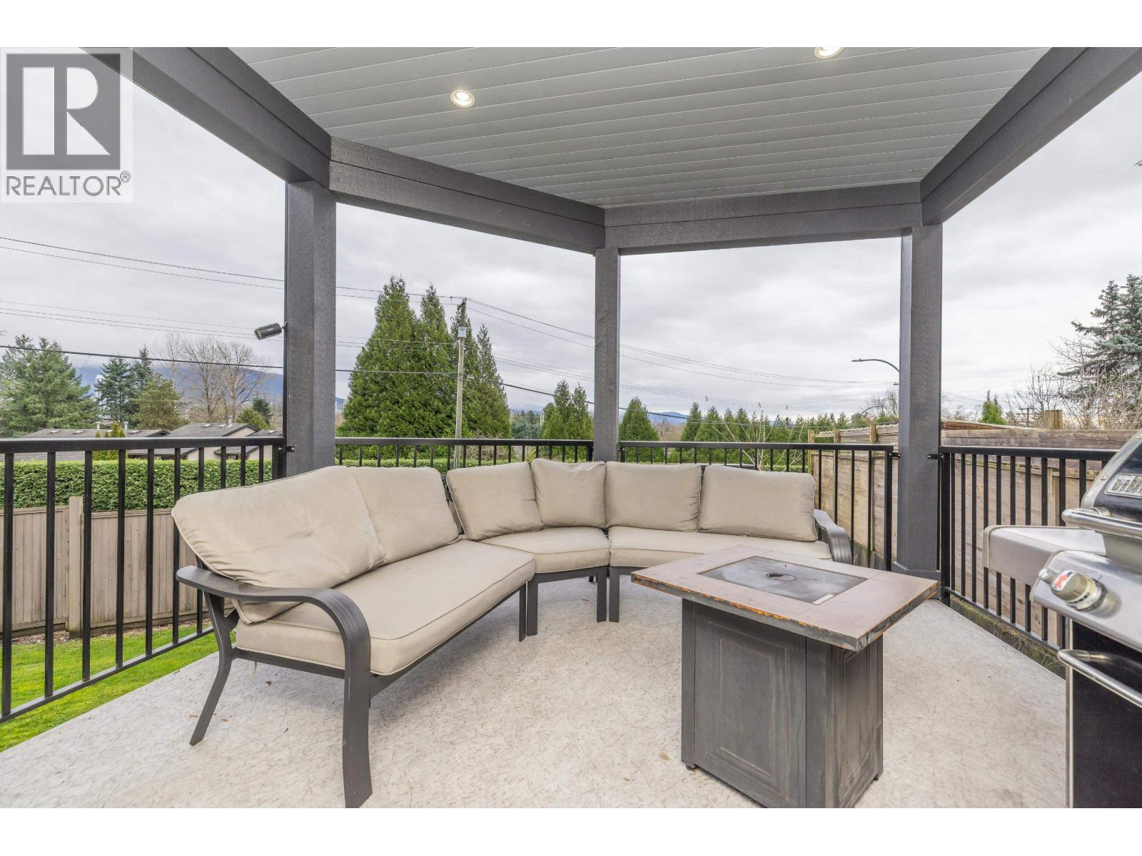 1025 RANCH PARK WAY, Coquitlam