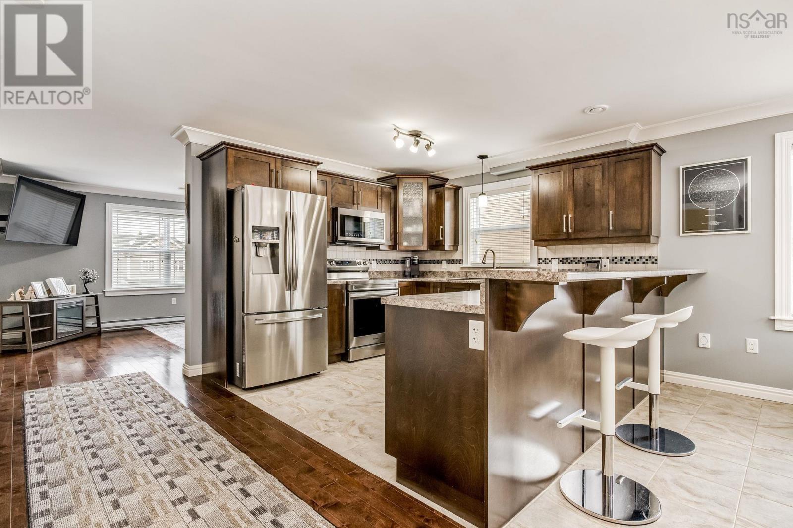 Property 28 of 49 of 36 Avebury Court