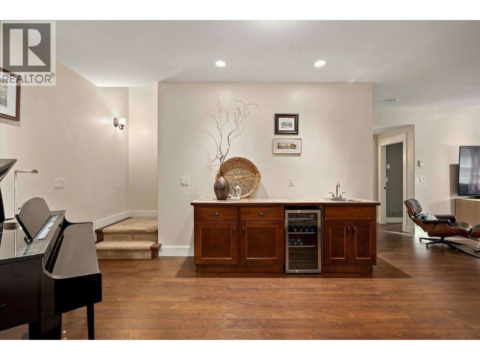 192 Louie View Drive, Lumby