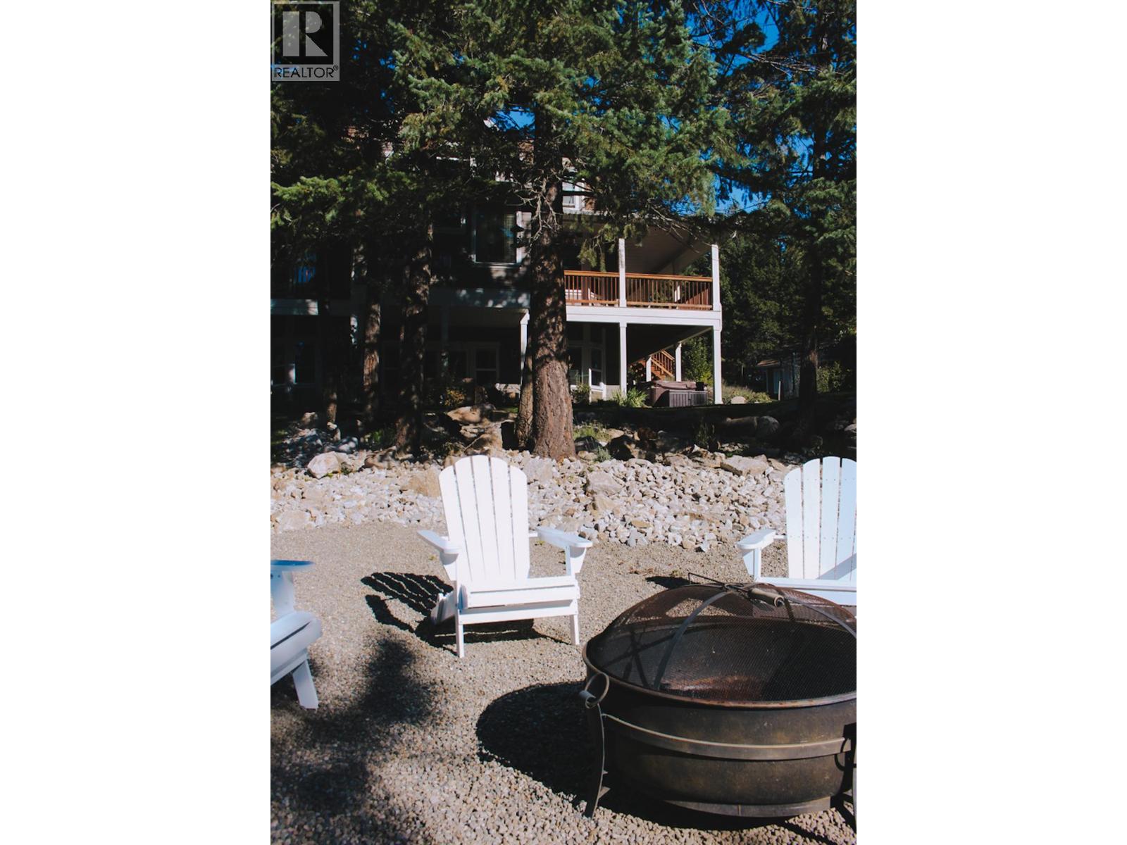 192 Louie View Drive, Lumby