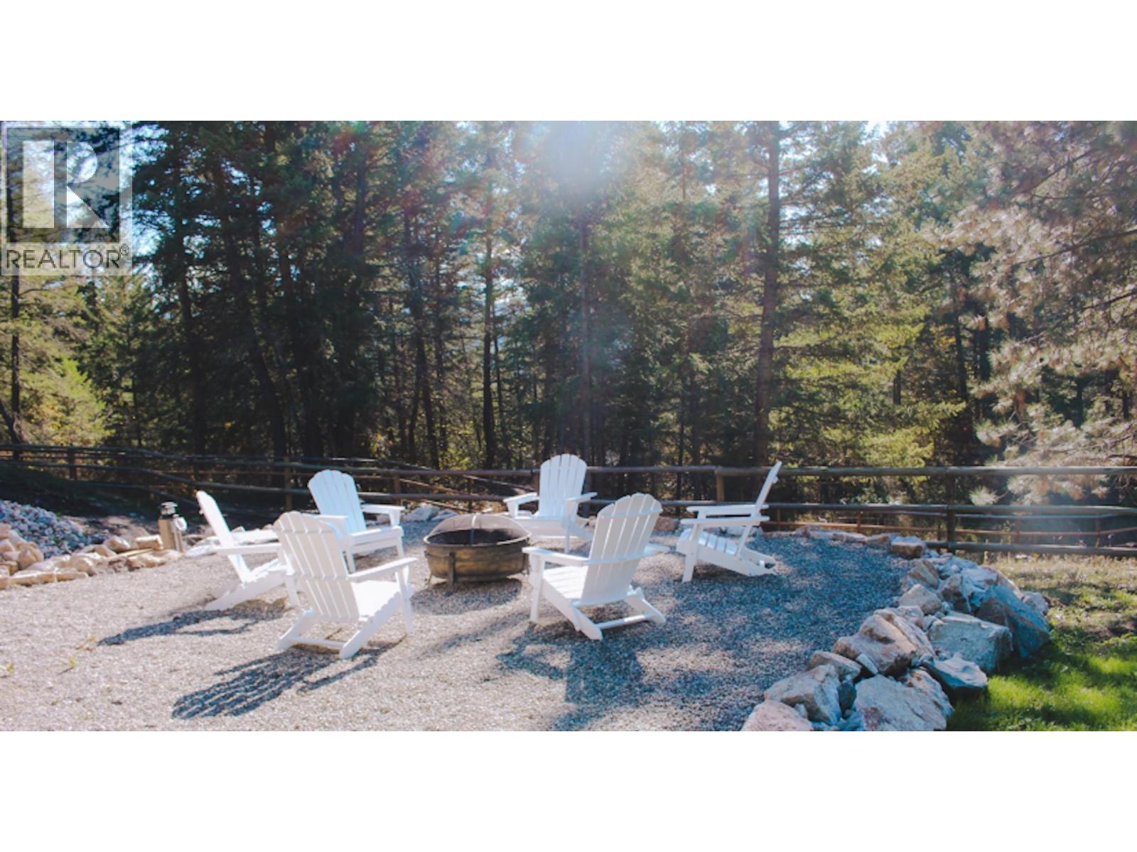 192 Louie View Drive, Lumby