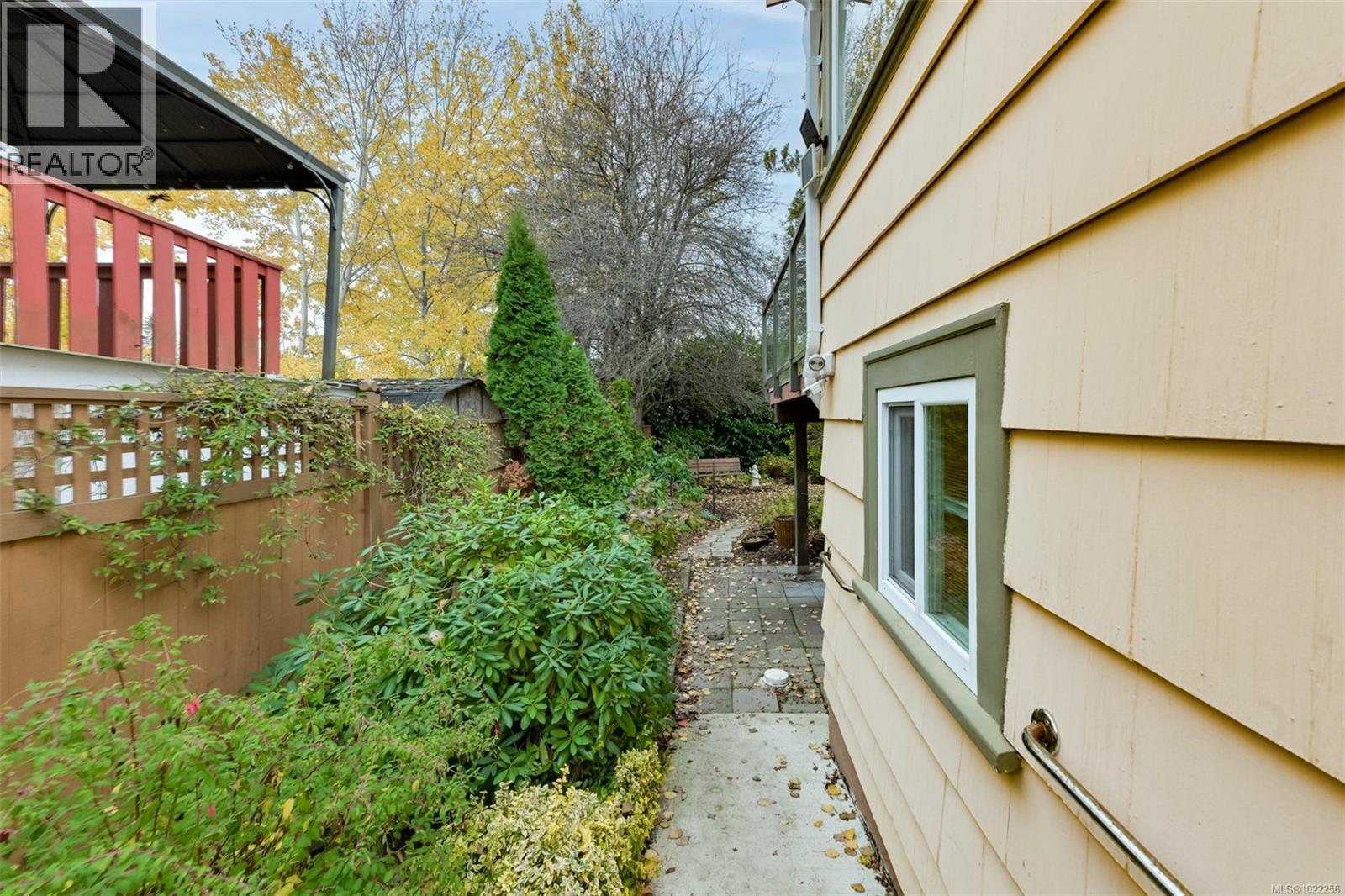 3312 Kingsley St, Saanich