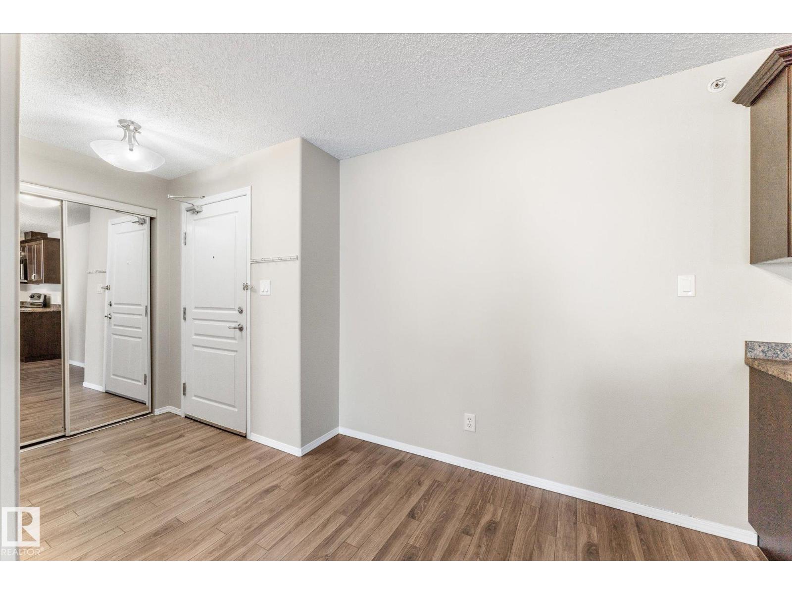 #409 16035 132 ST NW, Edmonton