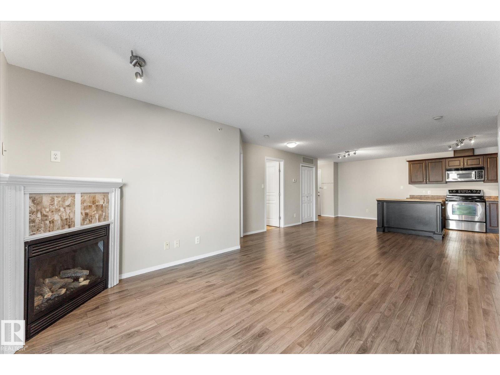 #409 16035 132 ST NW, Edmonton