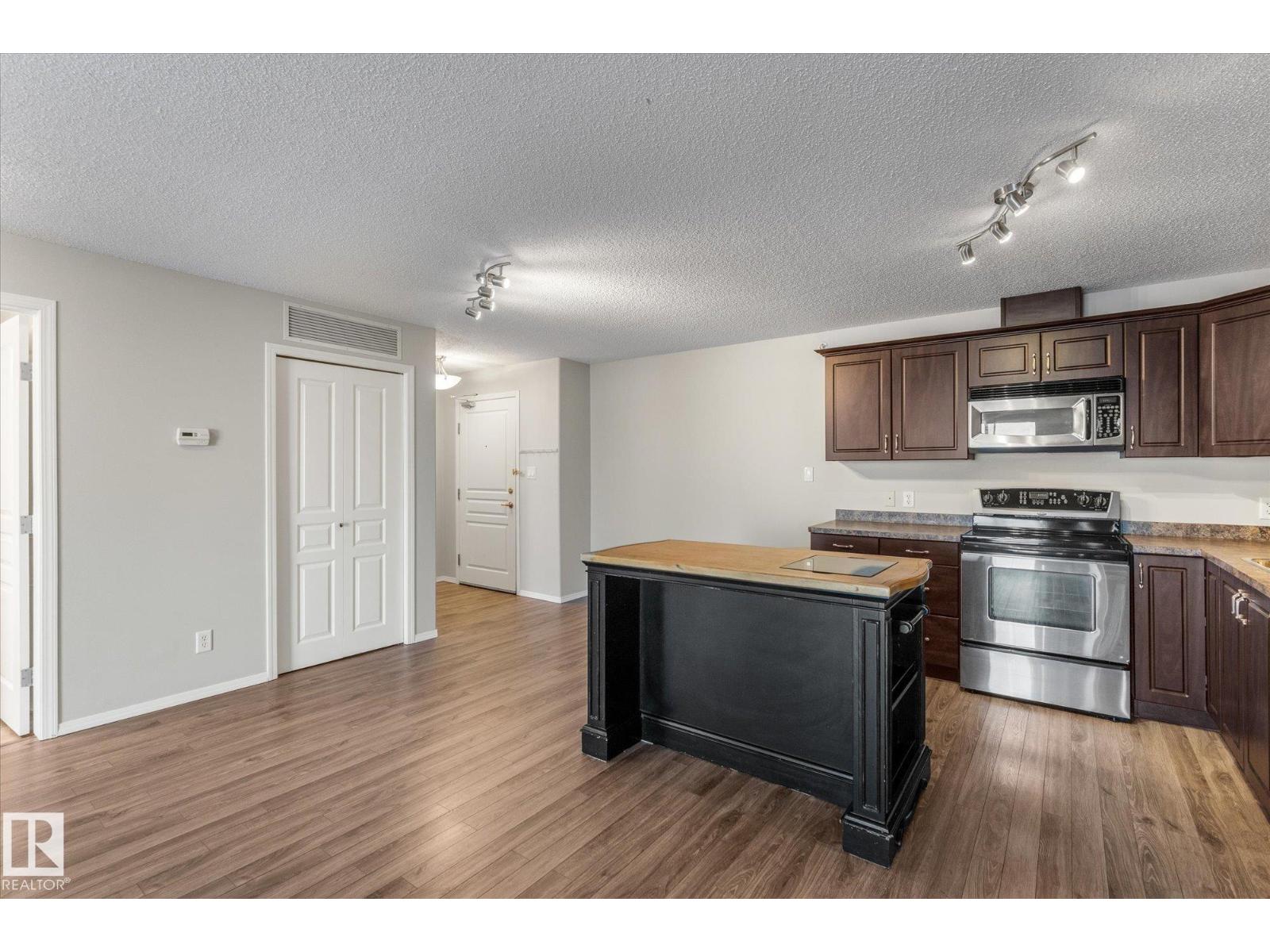 #409 16035 132 ST NW, Edmonton