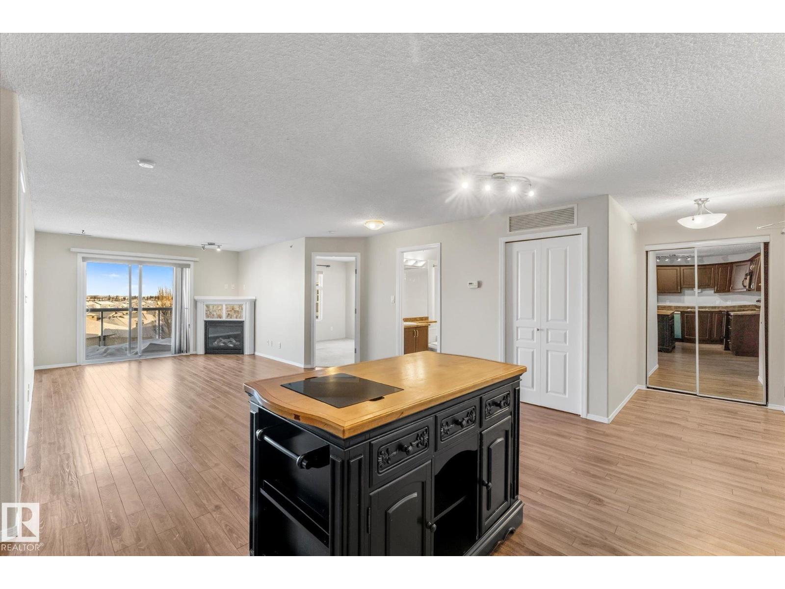 #409 16035 132 ST NW, Edmonton