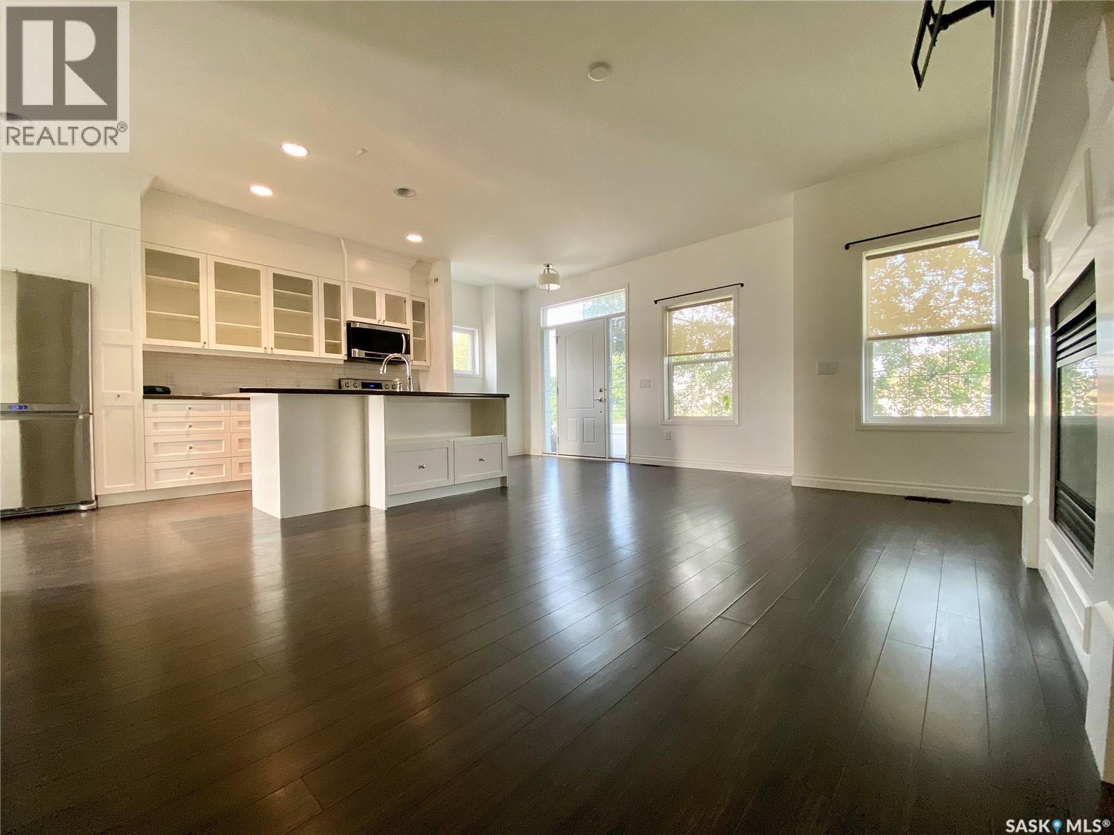 A & B 422 St Mary STREET — photo 10
