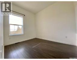 A & B 422 St Mary Street, Esterhazy, SK S0A0X0 Photo 41