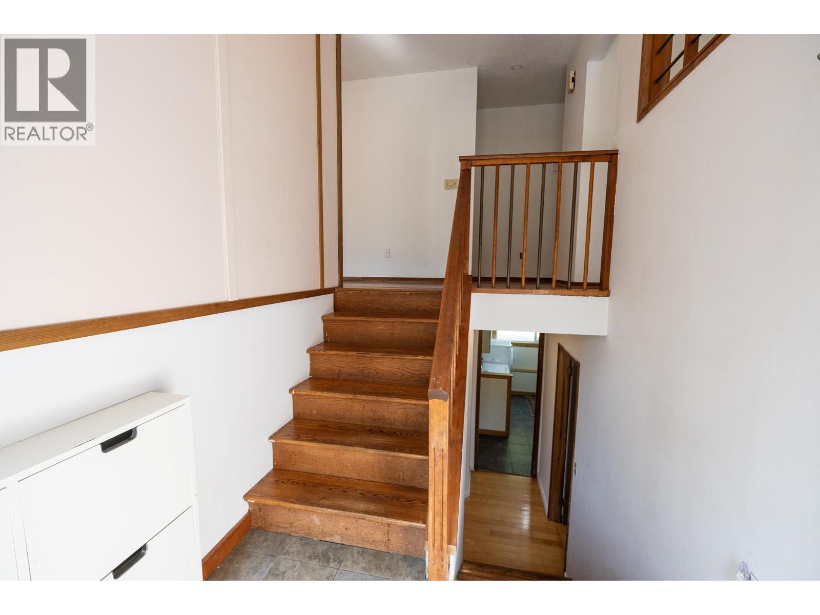 1160 ROSAMUND ROAD, Gibsons