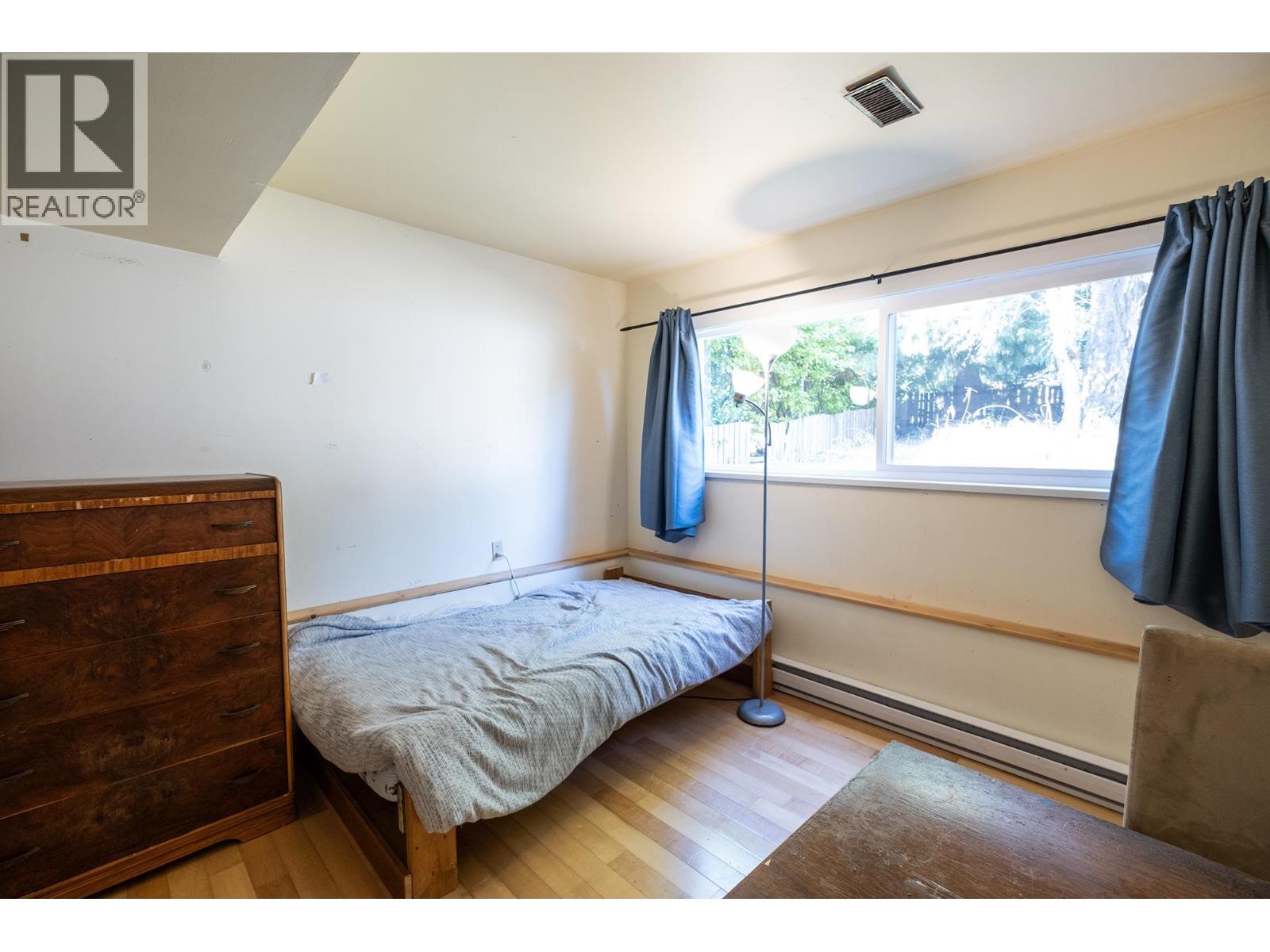 1160 ROSAMUND ROAD, Gibsons