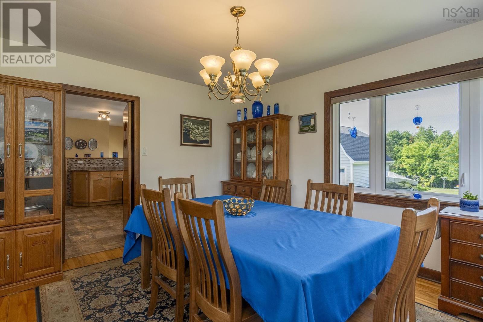 Property 9 of 51 of 9521 Commercial Street