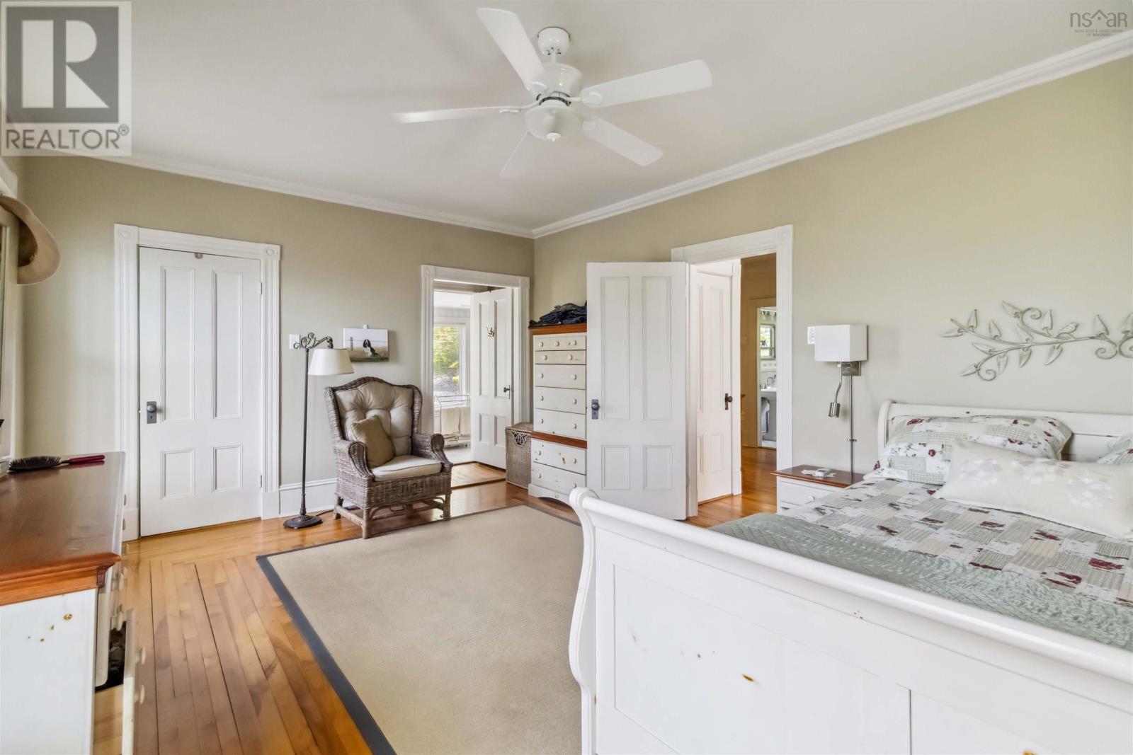 Property 32 of 43 of 811 Lahave Street