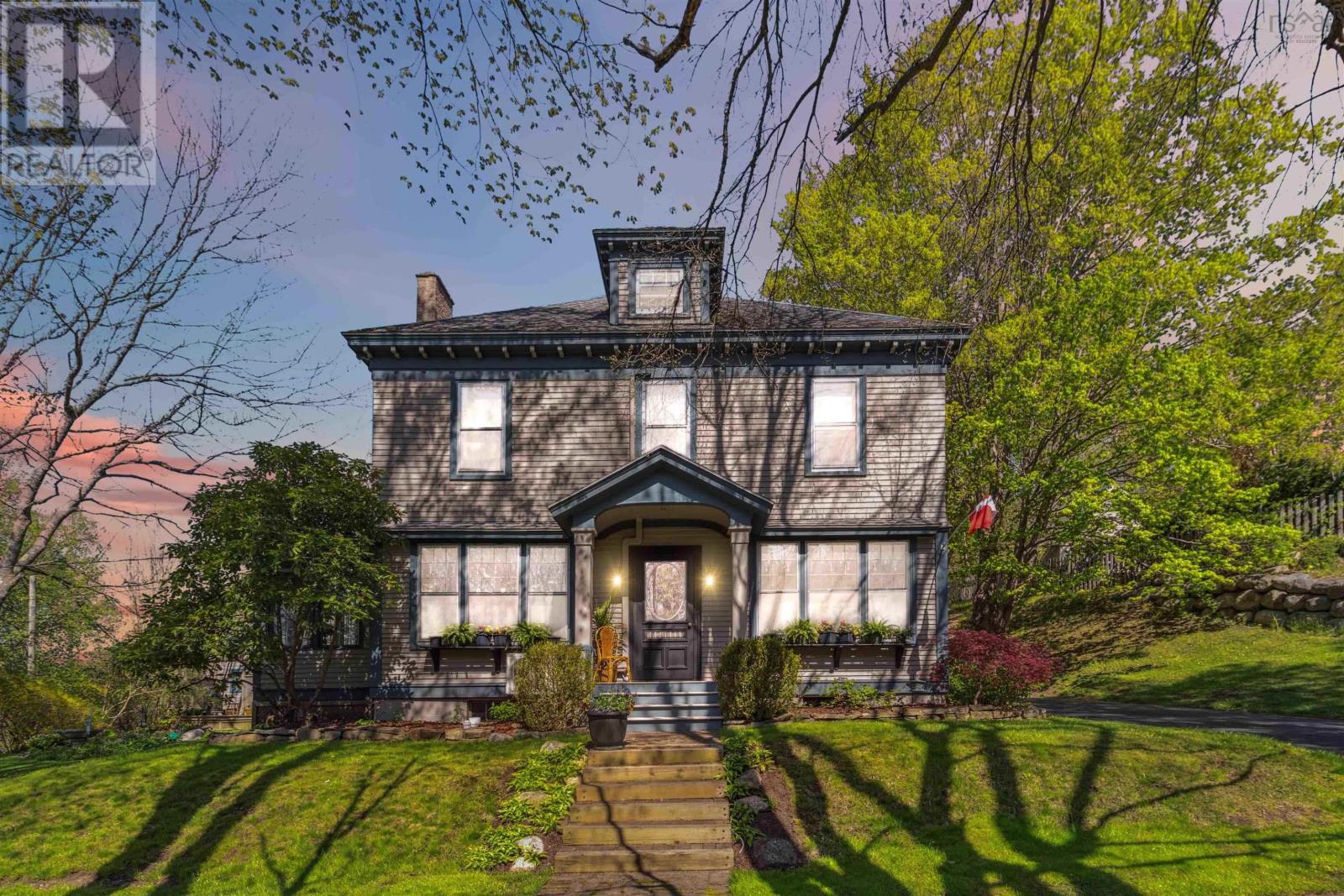 Property 8 of 43 of 811 Lahave Street