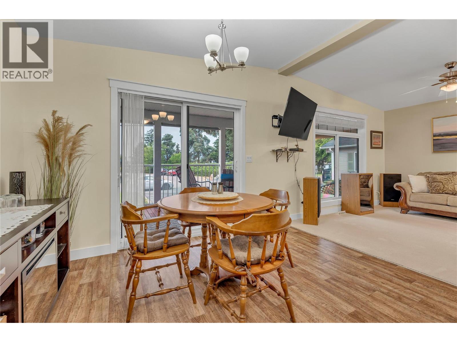 197 DAUPHIN Avenue Unit# 8, Penticton