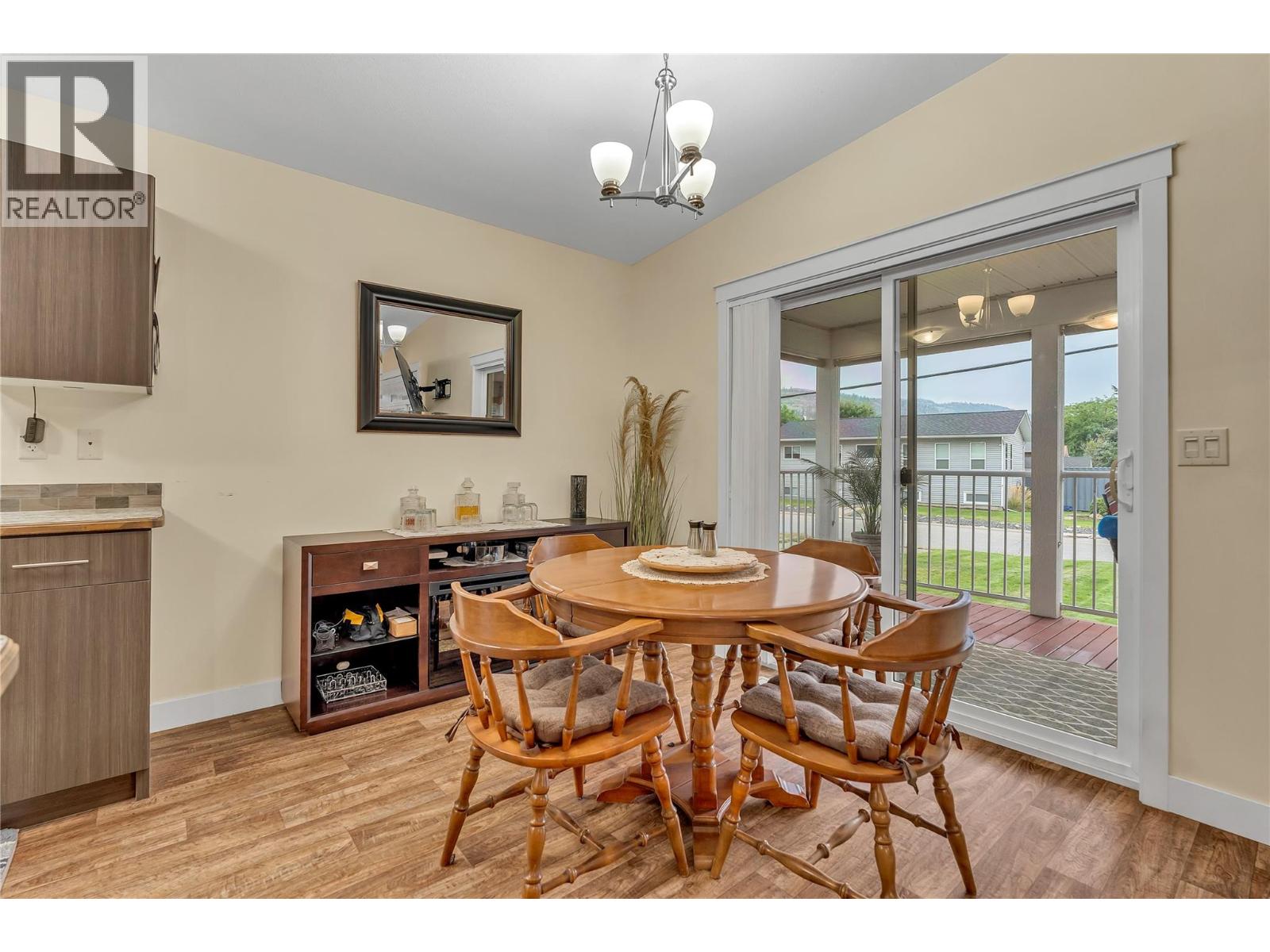 197 DAUPHIN Avenue Unit# 8, Penticton