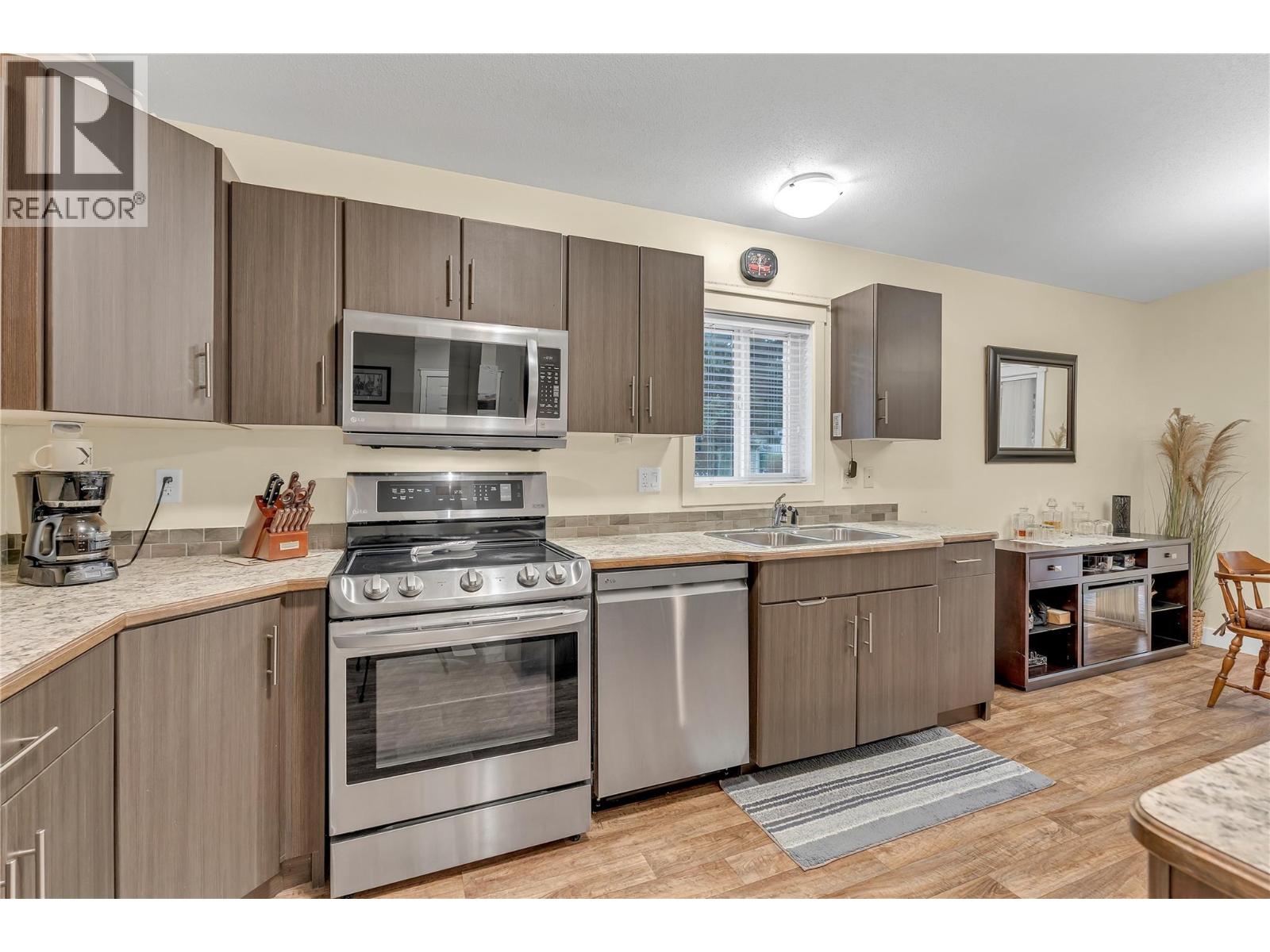 197 DAUPHIN Avenue Unit# 8, Penticton
