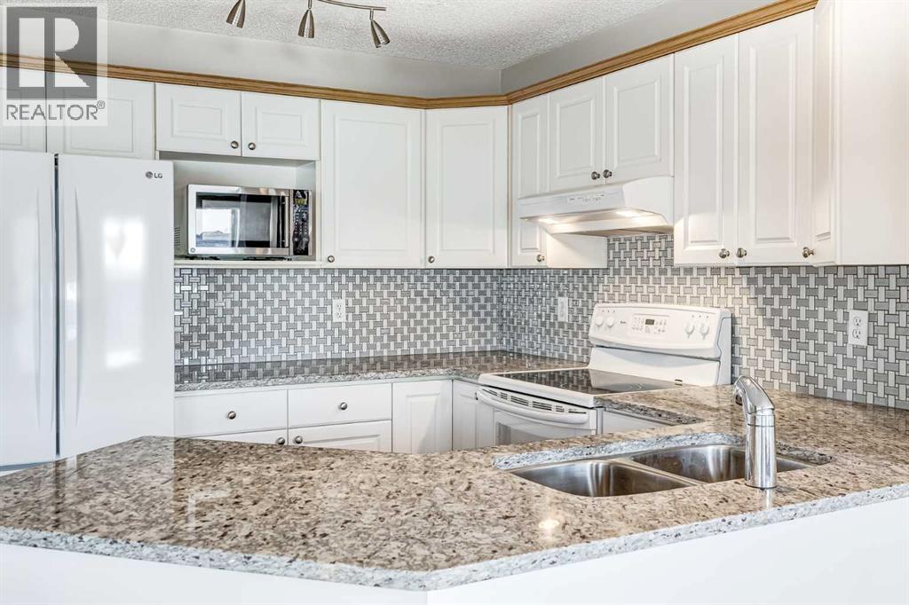 Single Family House for Sale in  Covington Close NE Coventry Hills Calgary 