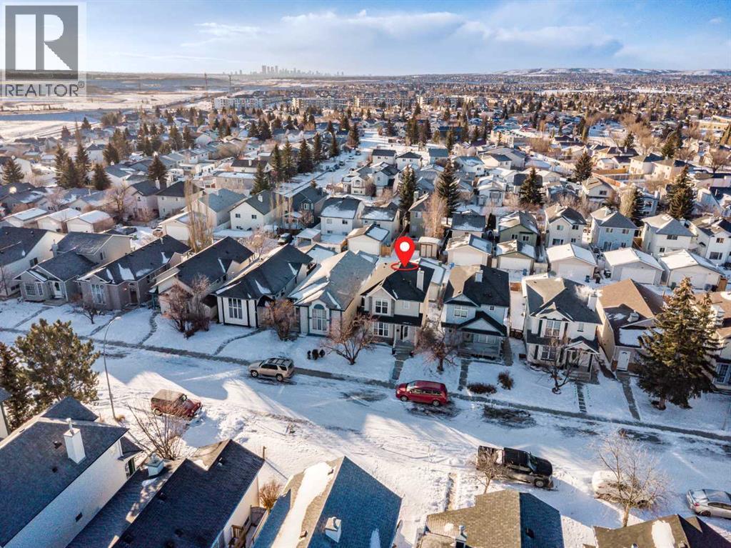 Single Family House for Sale in  Covington Close NE Coventry Hills Calgary 