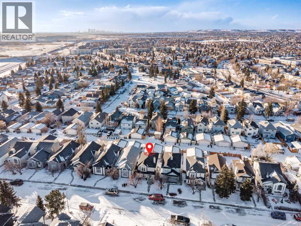 Single Family House for Sale in  Covington Close NE Coventry Hills Calgary 