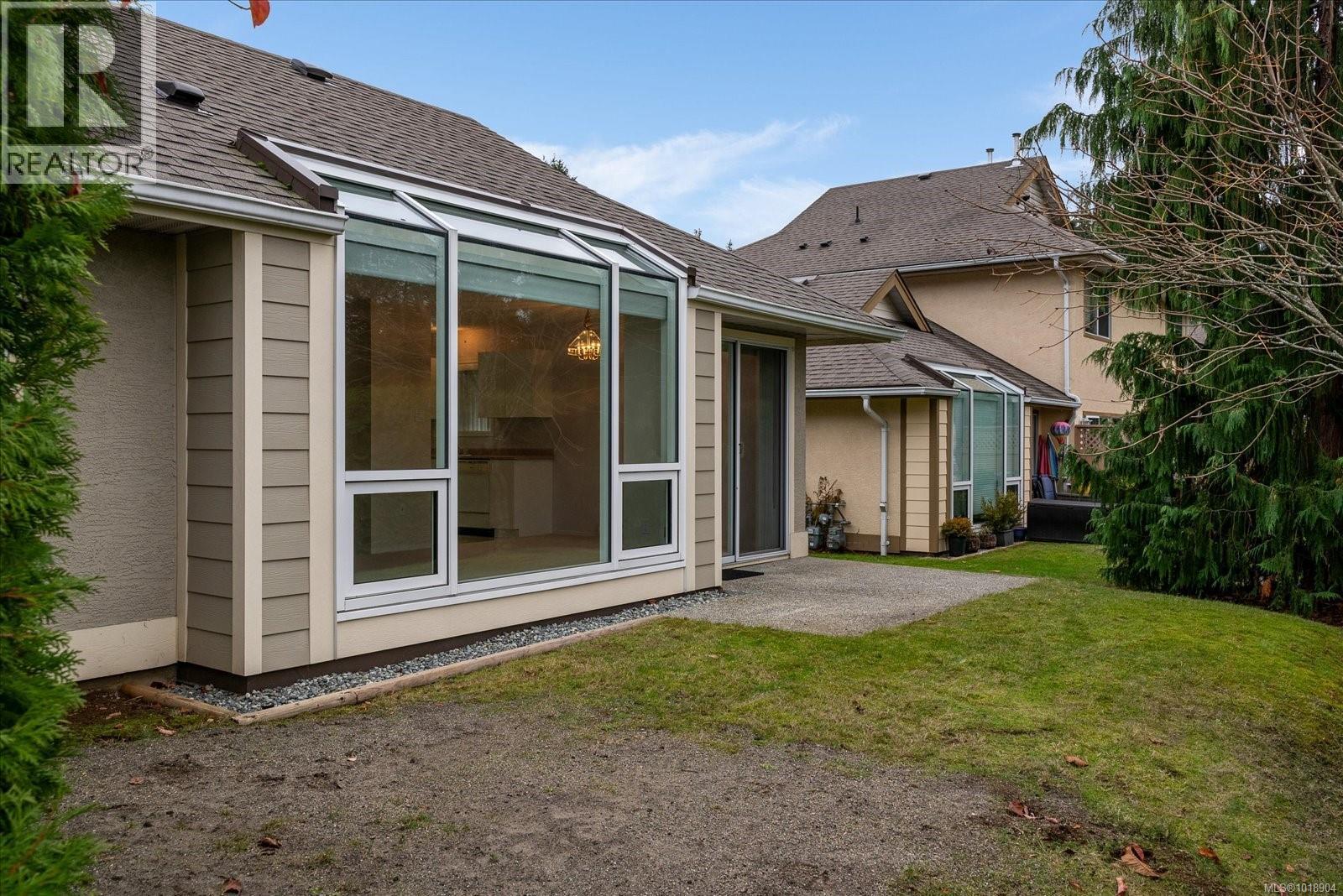 6081 Pleasant Valley Way, Nanaimo