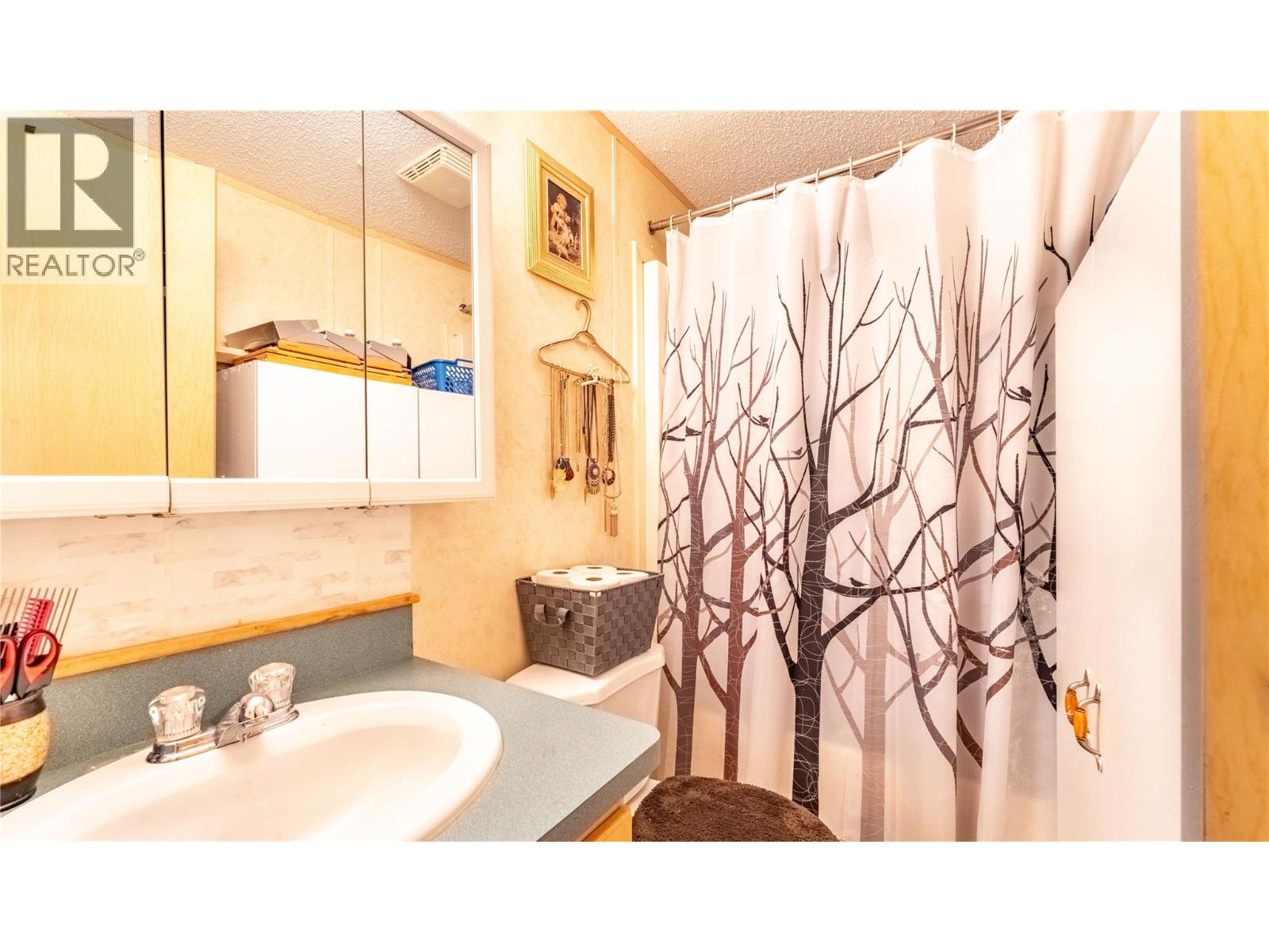 6996 95 HIGHWAY - 32