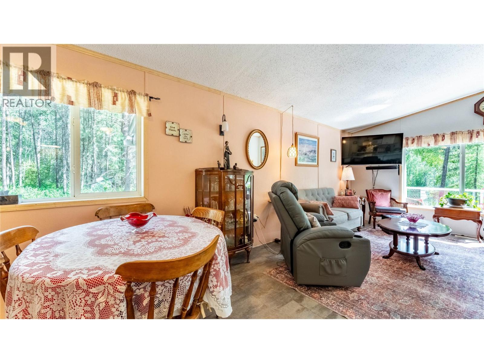 6996 95 HIGHWAY - 40