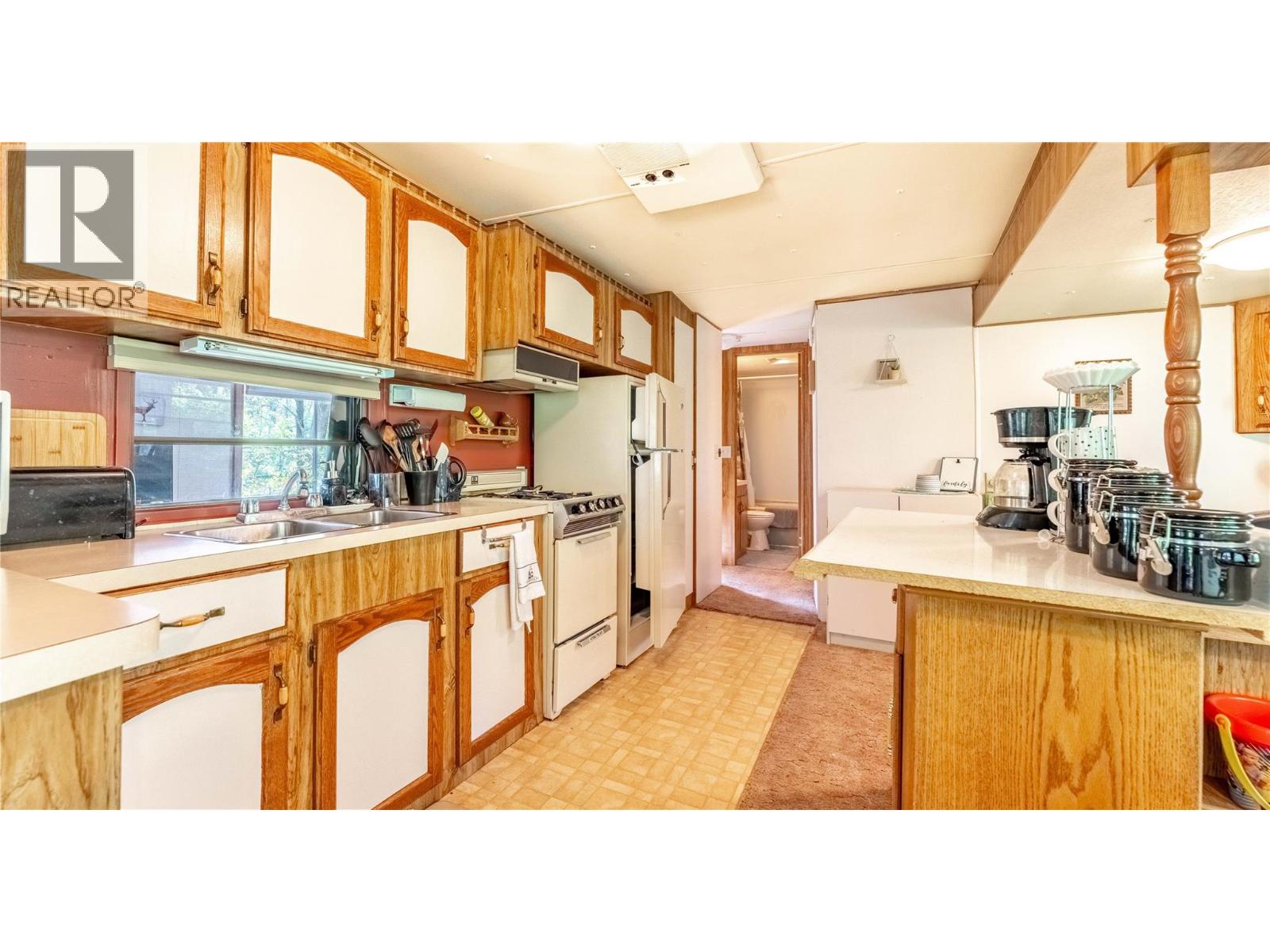 6996 95 HIGHWAY - 52