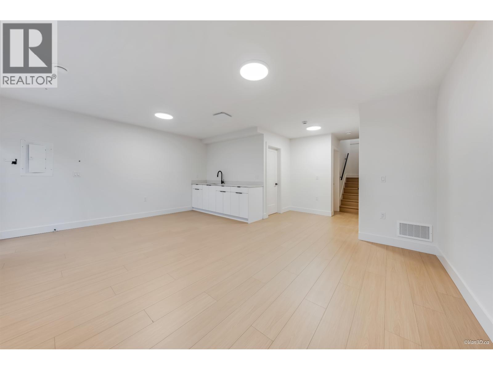 2 4211 GRAVELEY STREET, Burnaby