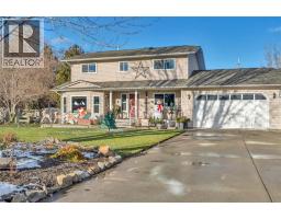 10112 Beavis Place, Summerland