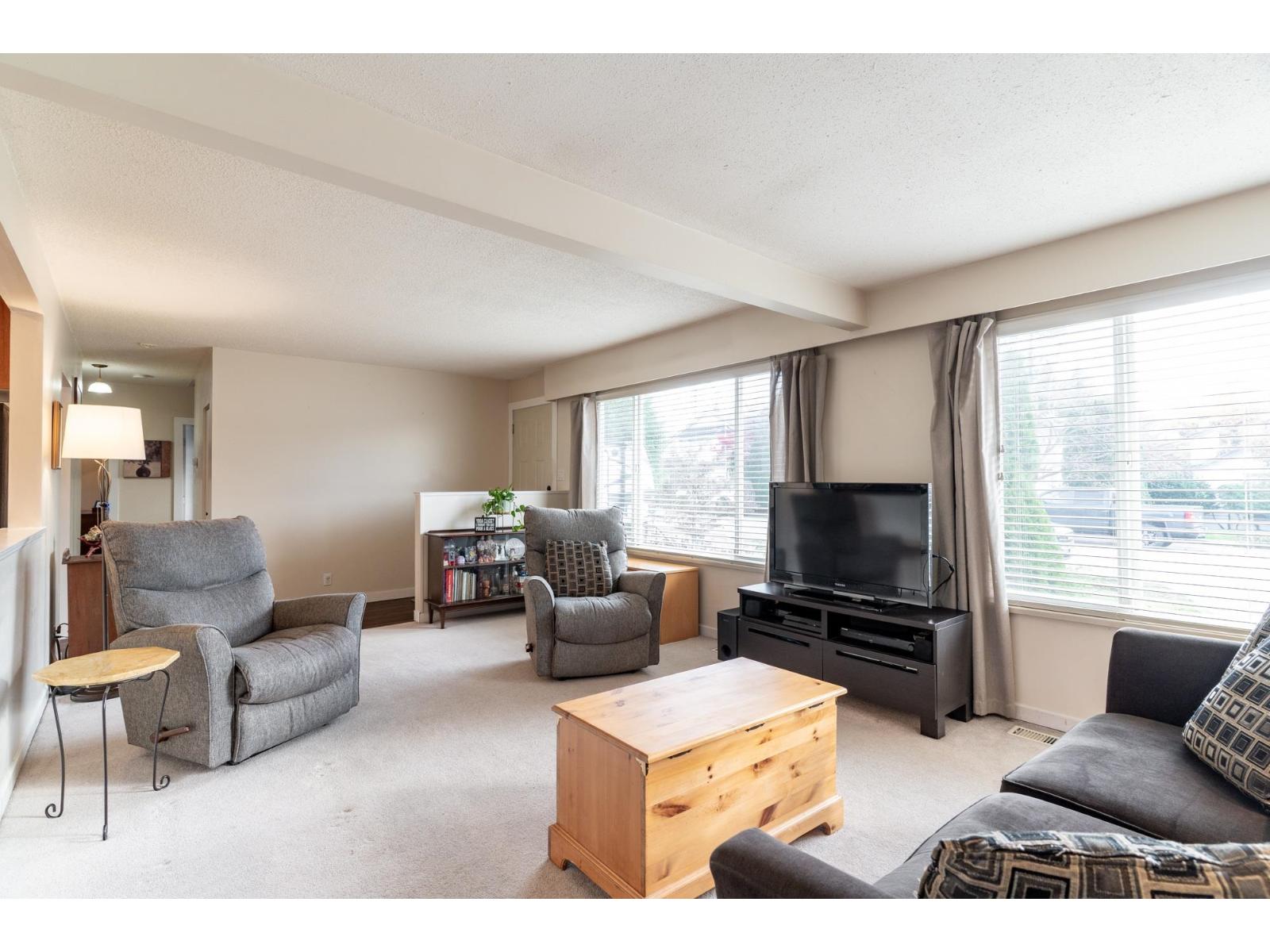 11735 74 Avenue, Delta