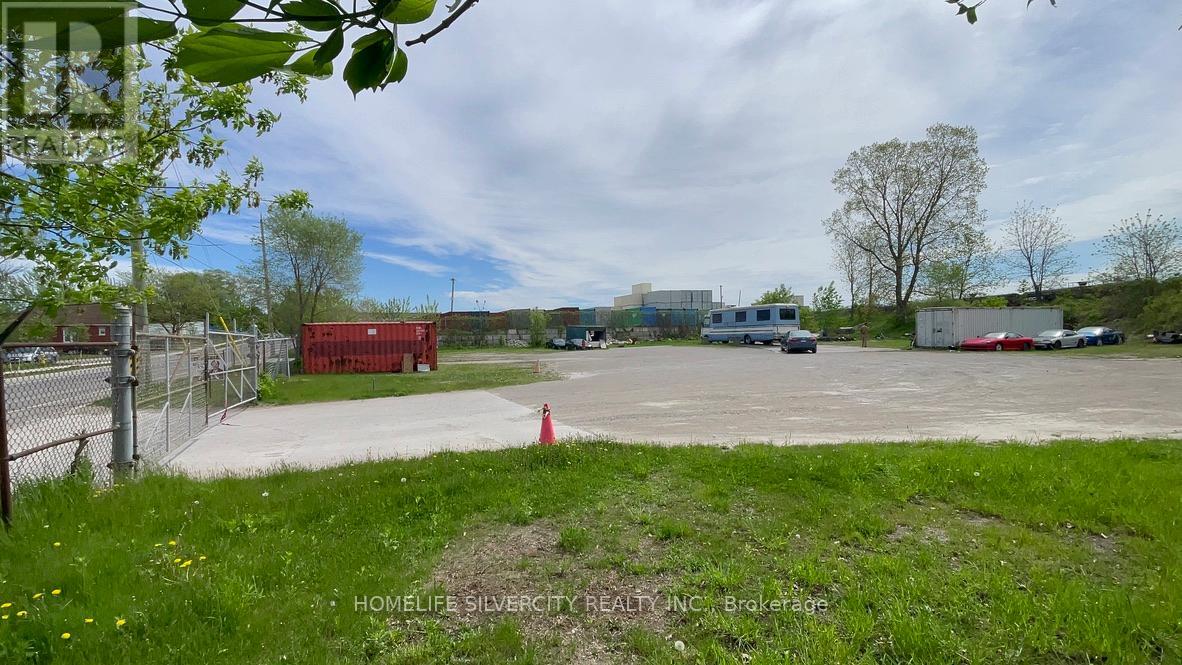 1161 Brydges Street South