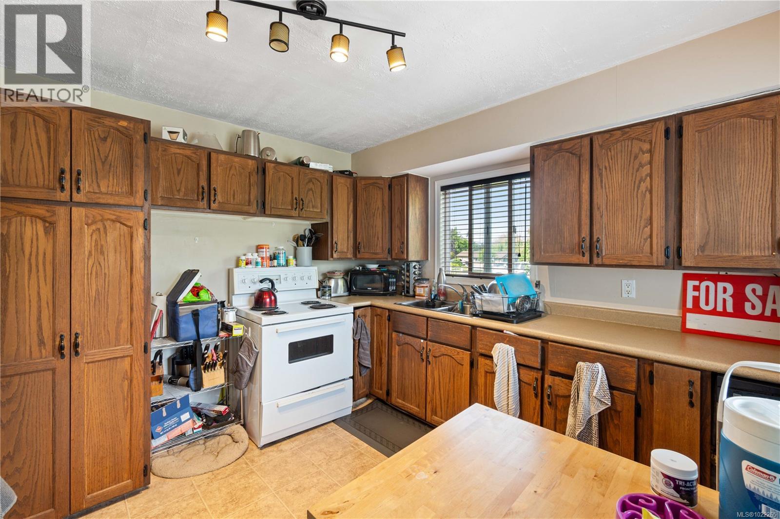 931 Dufferin St, Nanaimo