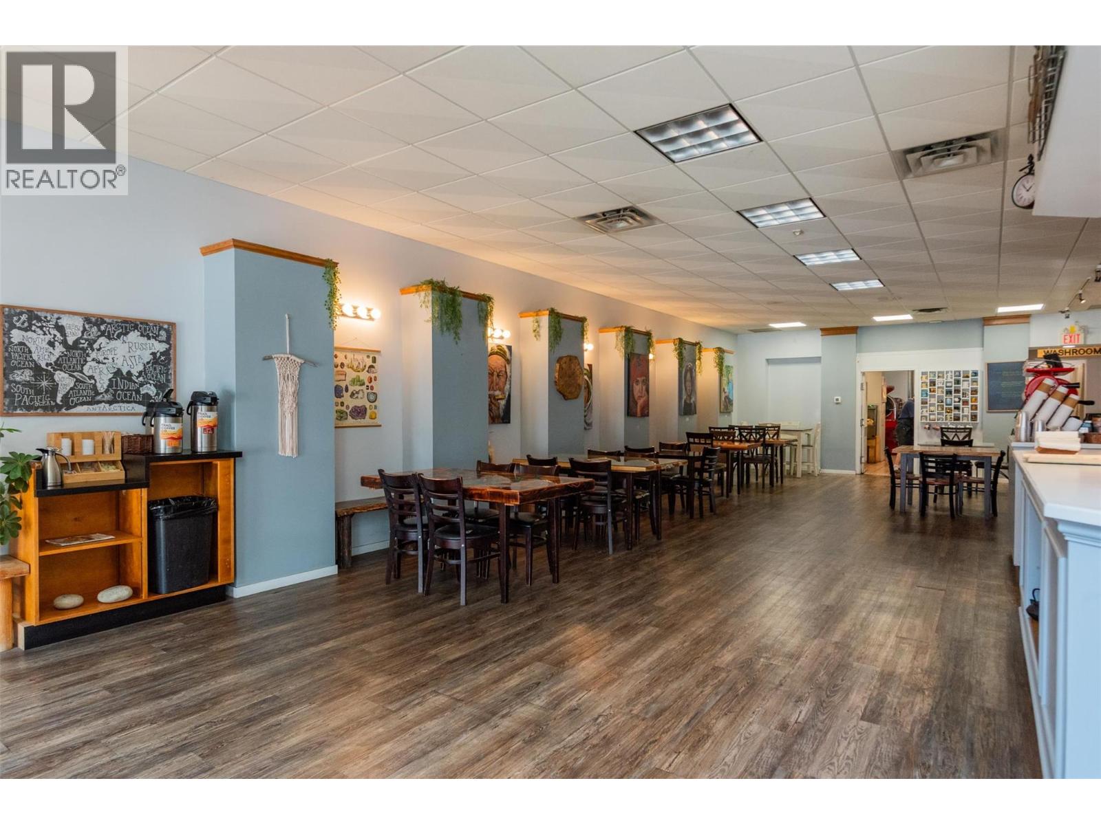 1369 Cedar Avenue, Trail