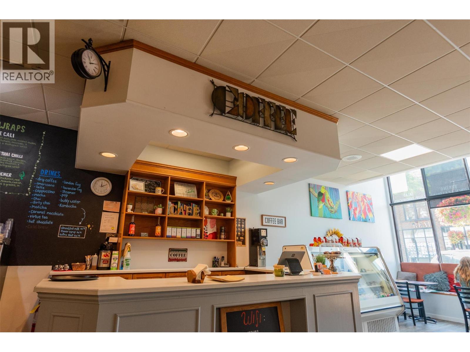 1369 Cedar Avenue, Trail