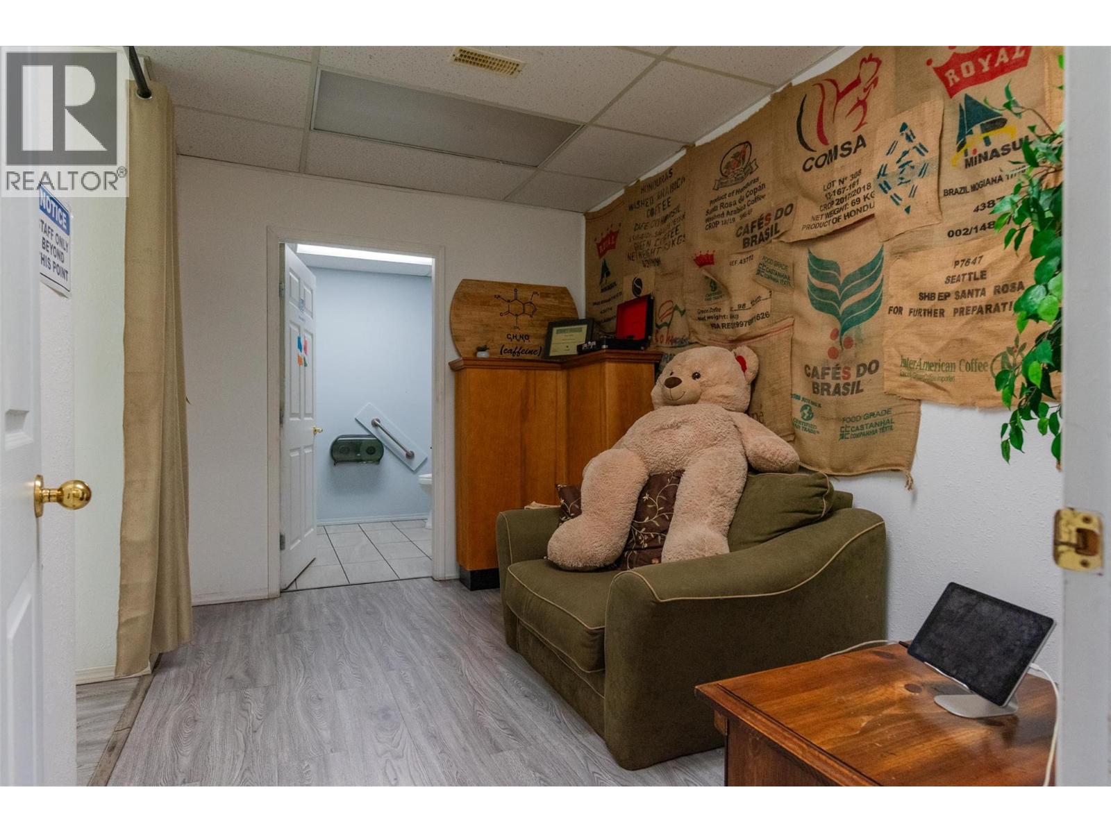 1369 Cedar Avenue, Trail