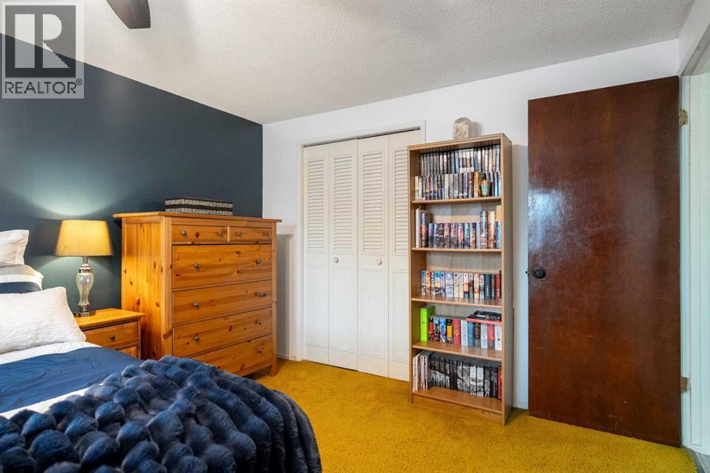 Single Family House for Sale in  Marbank Place NE Marlborough Calgary 