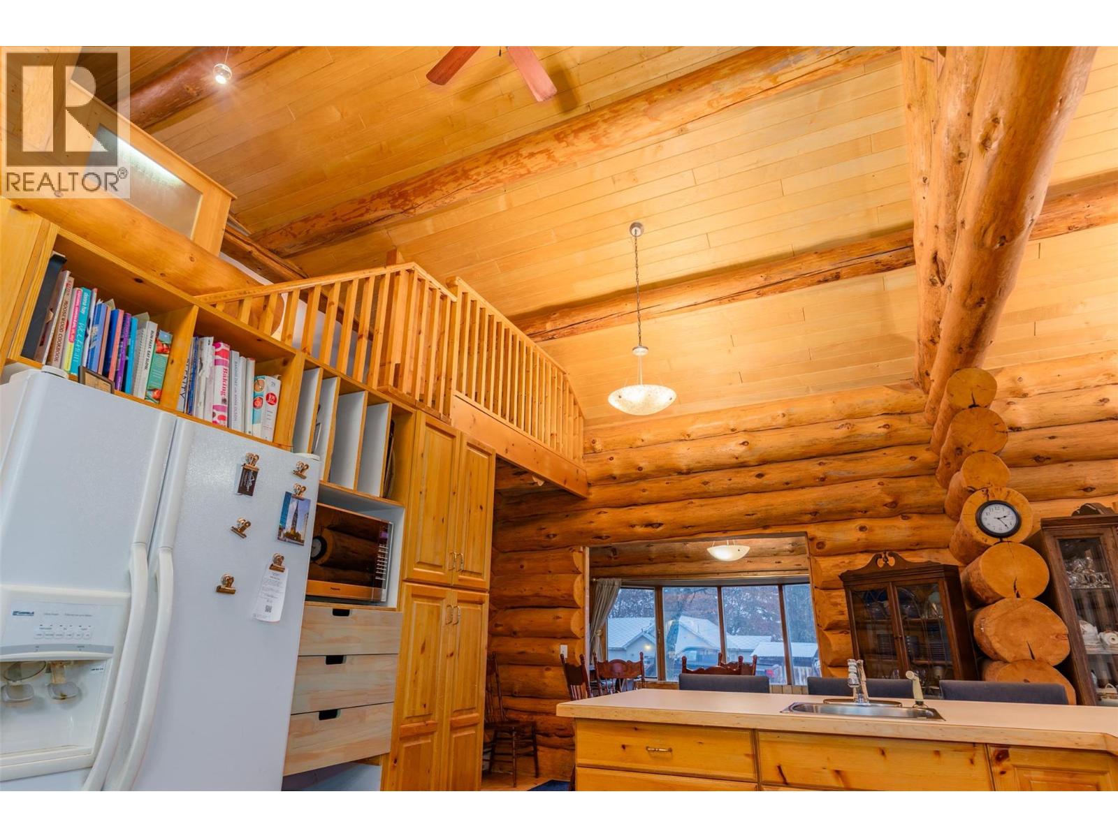 2266 Fifth Avenue, Rossland