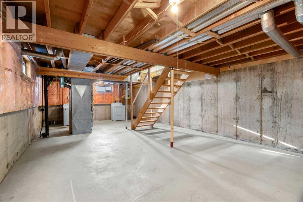 Single Family House for Sale in  Castlebrook Way NE Castleridge Calgary 