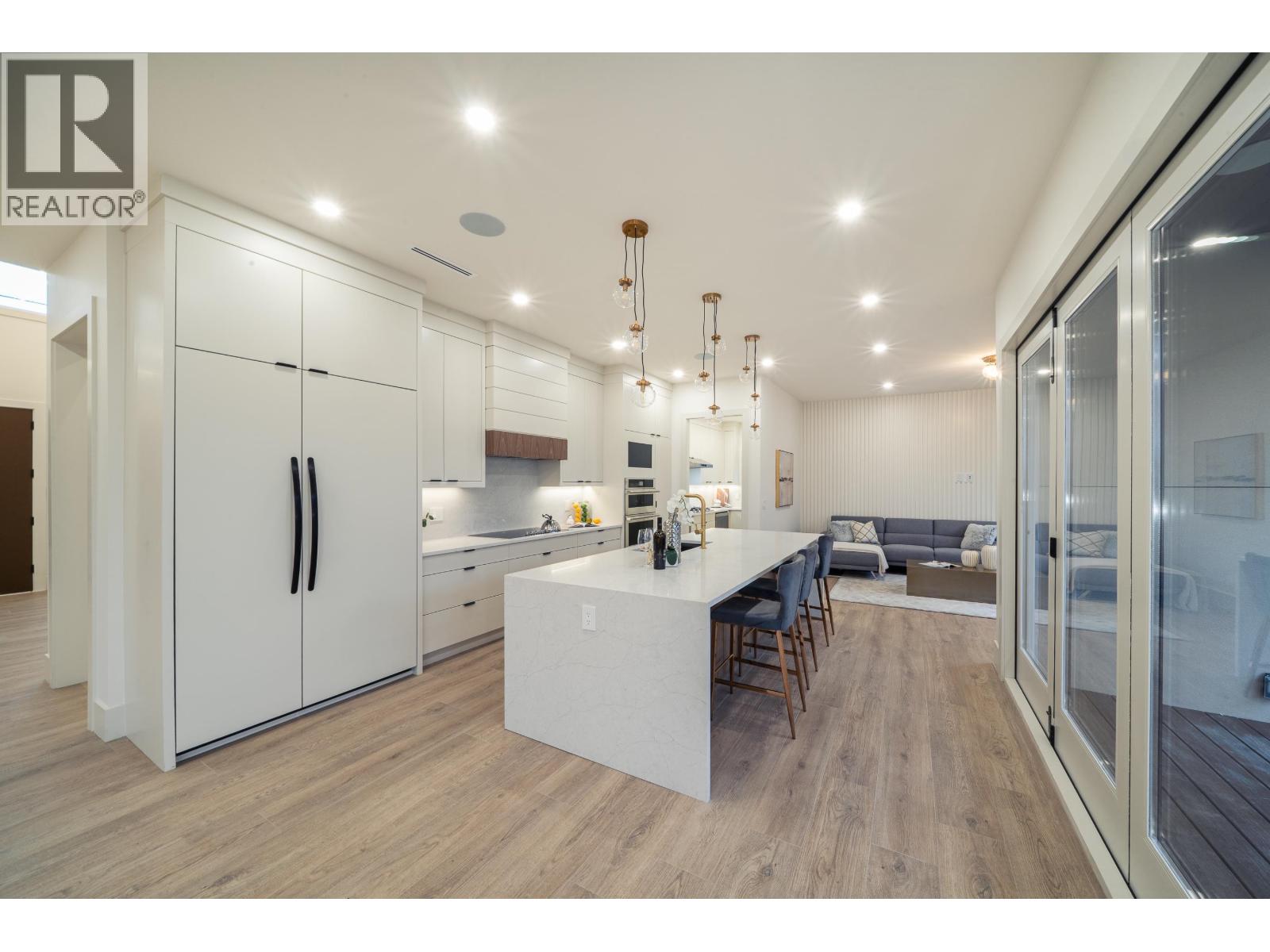 6708 WINCH STREET, Burnaby