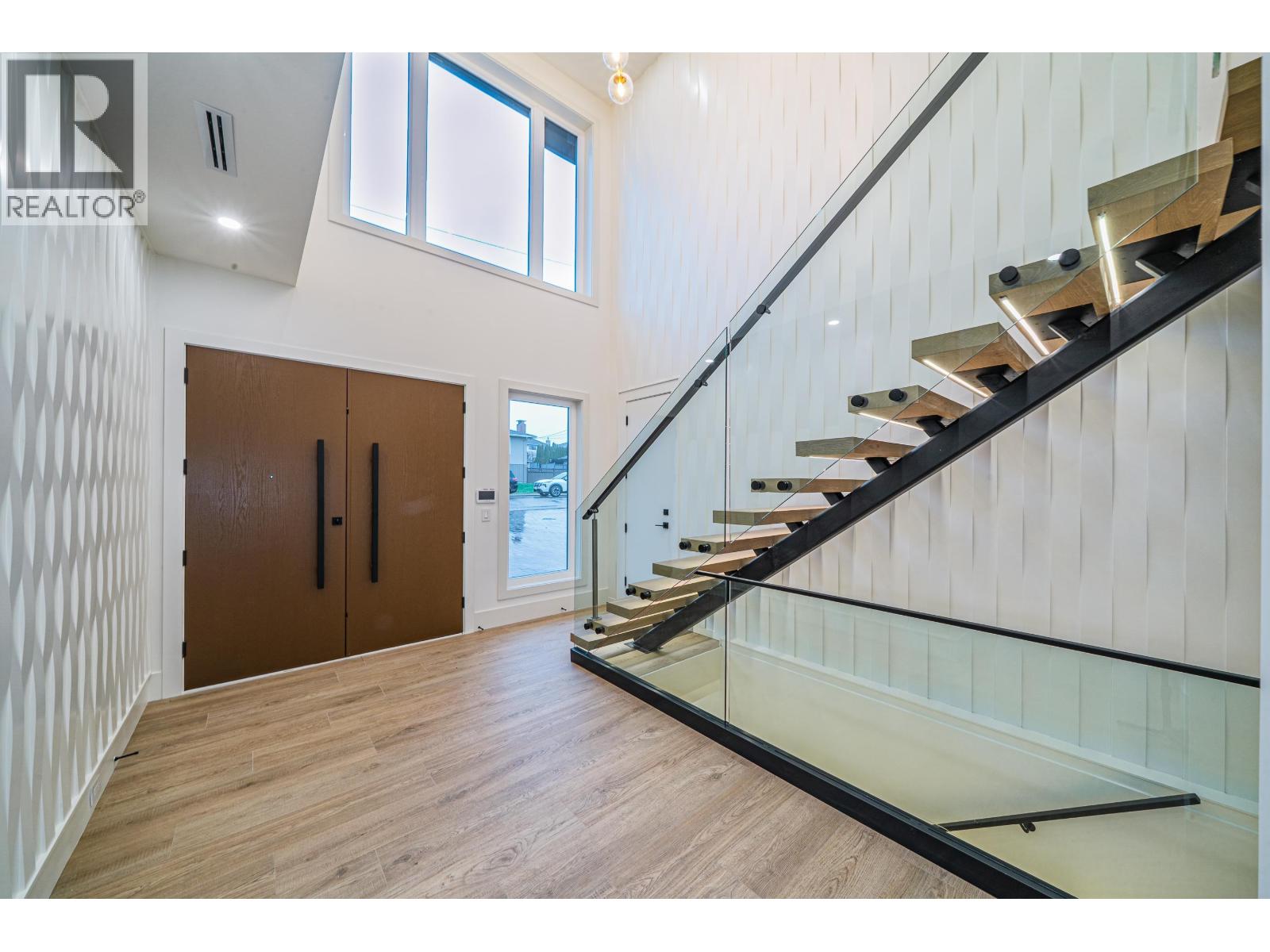 6708 WINCH STREET, Burnaby